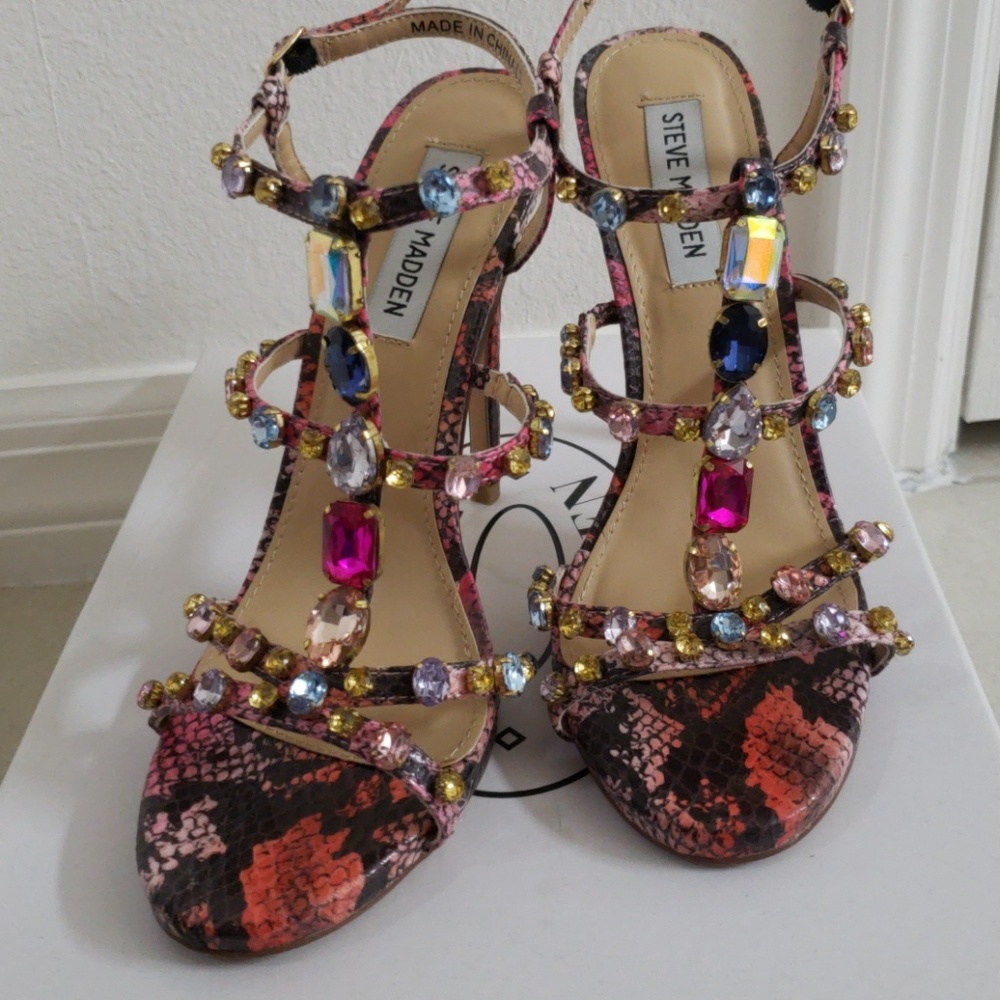 Stilletos